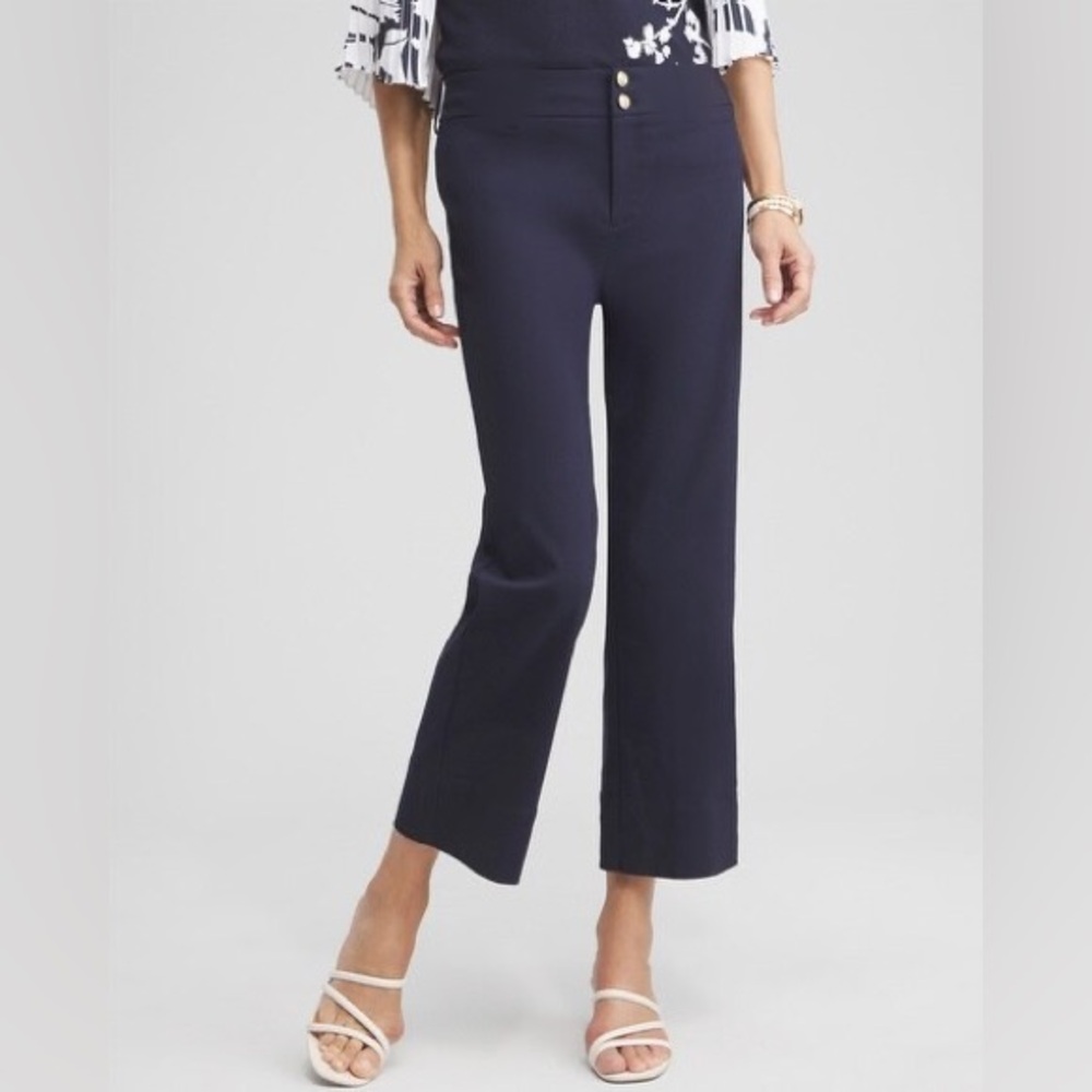 CHICO'S Stretch Straight-Leg Crops